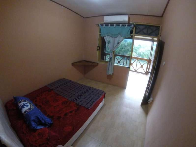 Supersuck Hotel Maluk Εξωτερικό φωτογραφία